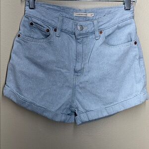 A-Line Mom Shorts in Light Blue Denim